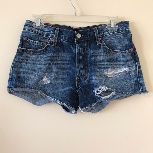 Levi's 501 distressed jean shorts 28 waist - Picture 2 of 12